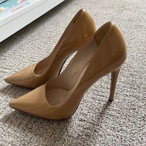 Classic Prada leather pumps